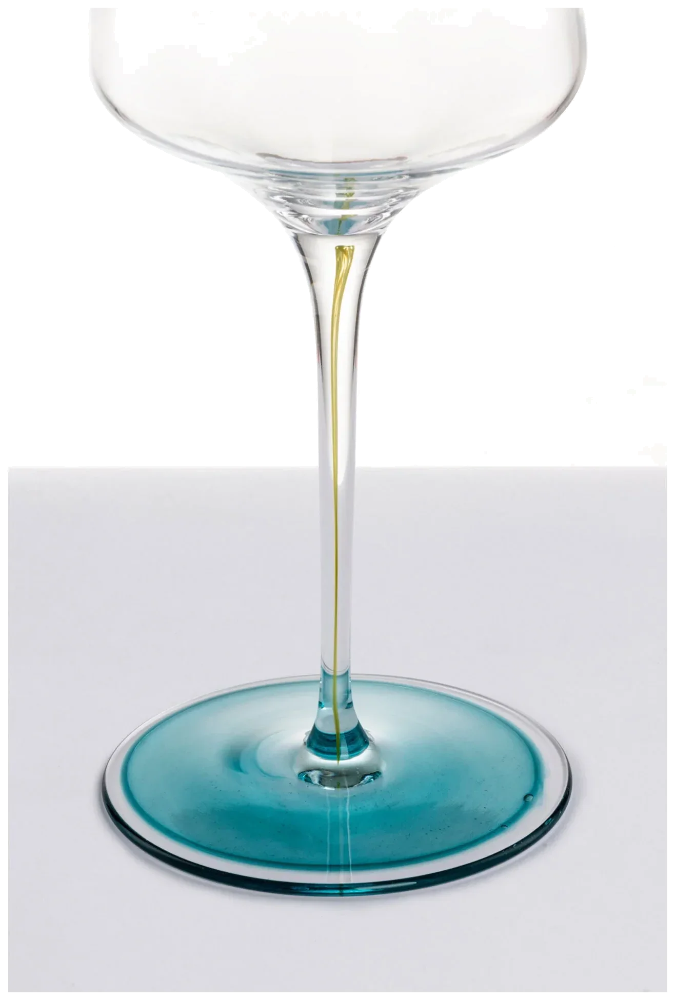 INK Sklenice na červené víno 638 ml, smaragdová (1 ks) / ZWIESEL HANDMADE