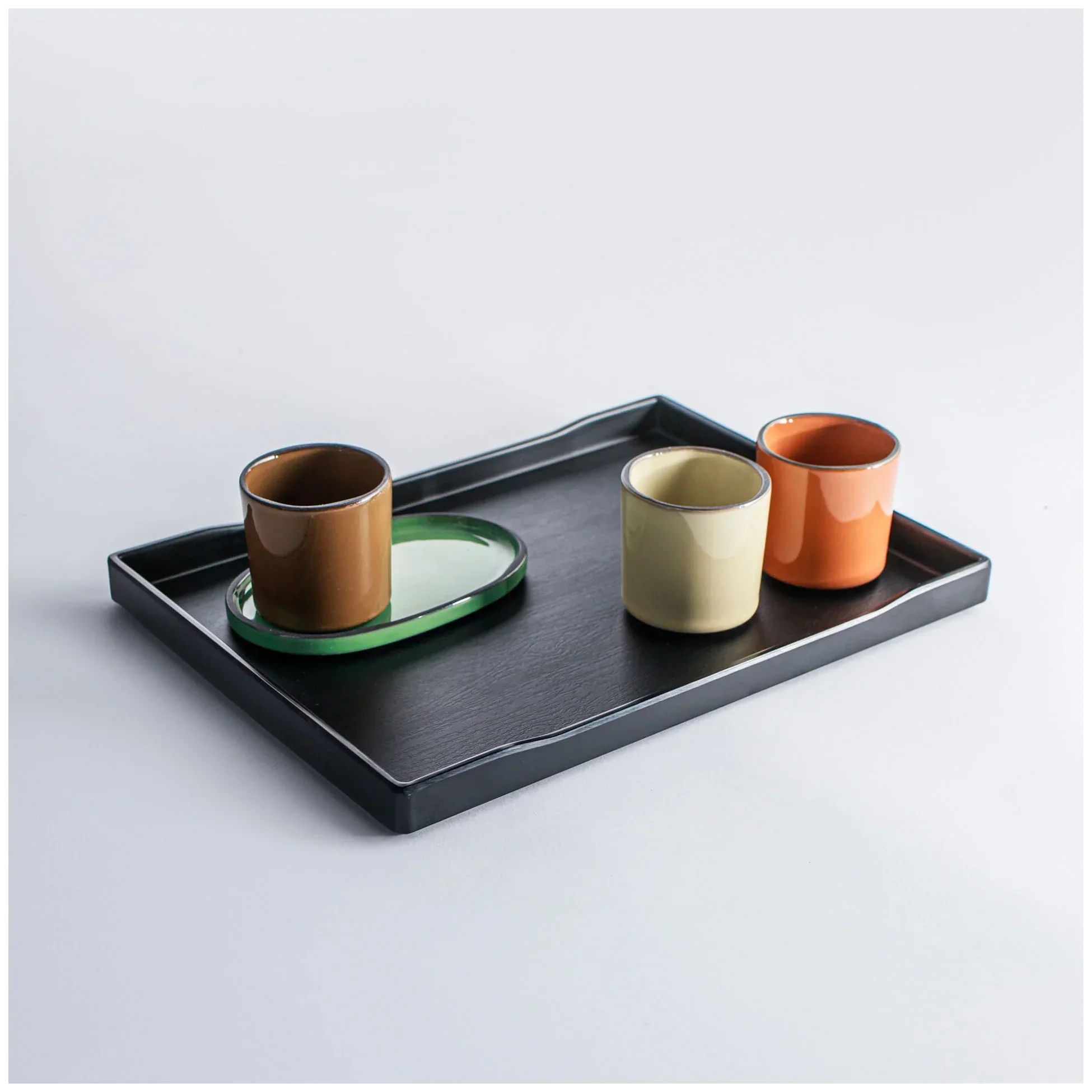 Podnos ZEN z melaminu 30 x 22 x 2,3 cm černý / VERLO