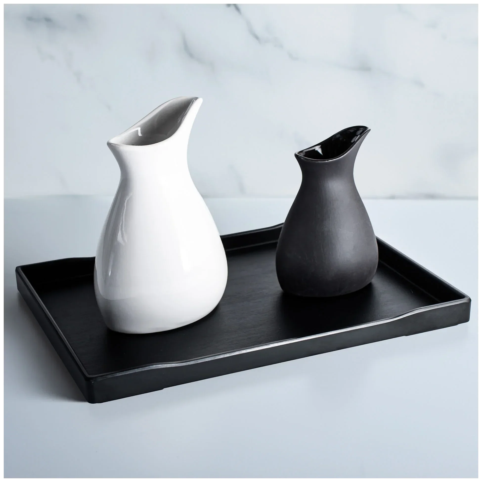 Podnos ZEN z melaminu 30 x 22 x 2,3 cm černý / VERLO